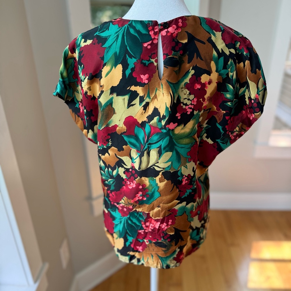 Vintage JH Collectibles Petite Colorful Silk Short Sleeve Shell Blouse Top Sz 8 - Picture 3 of 9